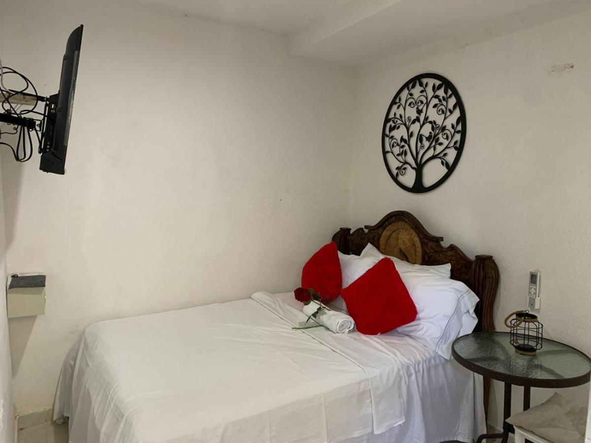 Hostal Marbella 47 Cartagena Buitenkant foto