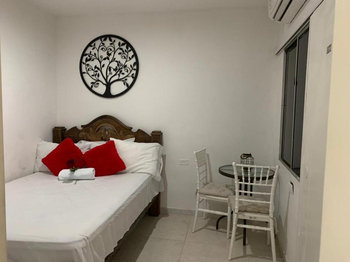 Hostal Marbella 47 Cartagena Buitenkant foto